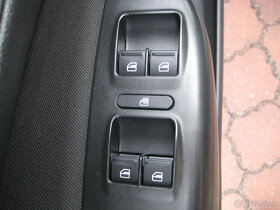 ŠKODA OCTAVIA SCOUT 4x4 2.0 TDi 103 Kw - 11