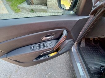 Dacia Duster 1.3 TCE 150 4x4 Extreme - 11