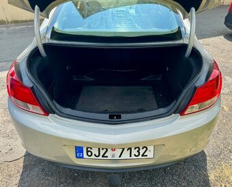 Opel Insignia,  2.0 CDTi 96kW.Klima.Tažné - 11