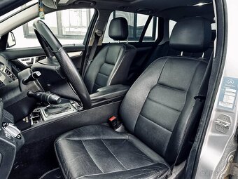 Mercedes-Benz C trieda Kombi 320 CDI Avantgarde A/T 4-matic - 11