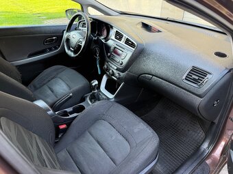 Kia Ceed, 2013, 1.4 CRDi 66kW, klima, tempomat, tažné - 11