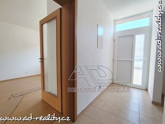 Prodej RD 4+1 [125m2] zahrada, 2x parking, České Vrbné - 11