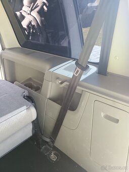 VW Caddy Maxi 1,9 TDI DSG -7 míst - 11