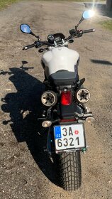 YAMAHA MT03 - 11