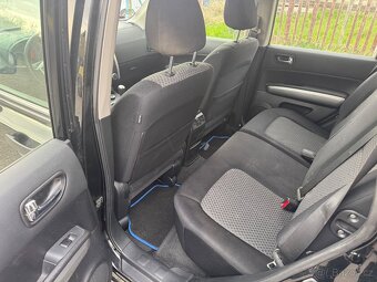 Prodám Nissan X-Trail 4x4 2,0 nafta 110 KW rv 2010 - 11