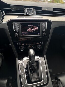 VW Passat 2.0TDI R-line 140kw DSG - 11