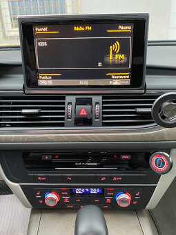 Audi A6 Allroad quattro - 11