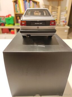 VW Jetta 2 GT 1:18 Mision model - 11