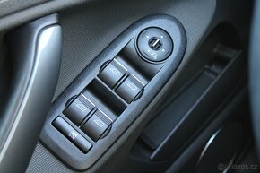 FORD KUGA 2,0 TDCI A/T,4X4,DPH,TITANIUM,2011 - 11