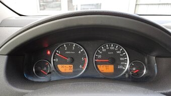 NISSAN PATHFINDER 2,5 DCI - 11
