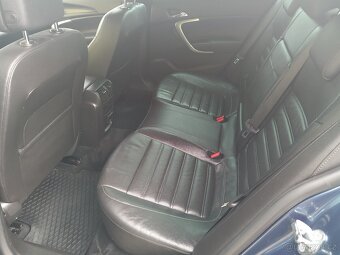 Opel Insignia 2.0 CDTi COSMO 4x4 NAVI 2xKOLA r.2015 - 11