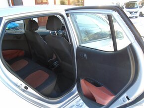 Hyundai i10 1.0 i FAMILY PLUS  75tis.km - 11