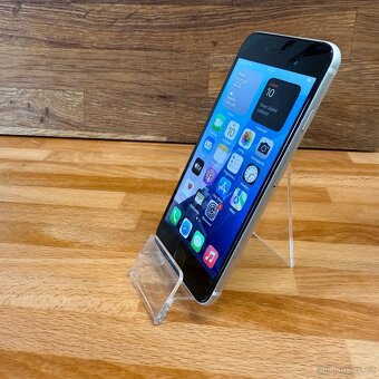 iPhone SE 2020 64GB, bílý (12 měsíců záruka) - 11