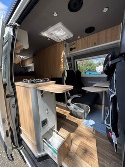 IVECO Daily obytná dodávka - 11