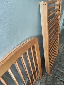 Prodám dětskou postýlku 120x60 s matrací s kokosovým vláknem - 11