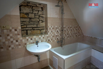 Prodej rodinného domu, 705 m², Středokluky, ul. Kladenská - 11