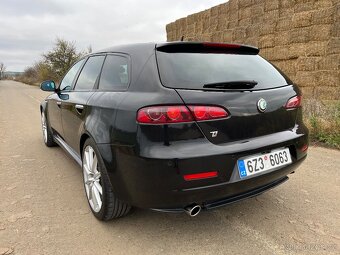 Prodám nebo vyměním Alfa Romeo 159 sw Ti 2,0jtdm - 11