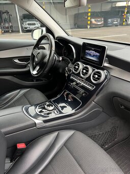 Mercedes-Benz GLC SUV 220d 4MATIC A/T - 11