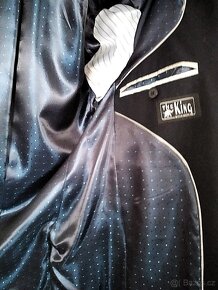 Tmavomodrý elegantní oblek - 11
