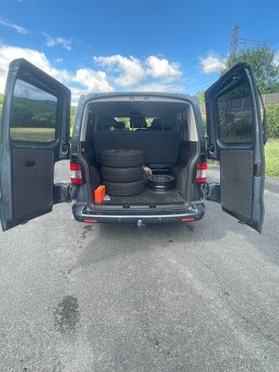 Volkswagen Caravelle Long - 11
