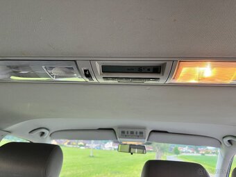 VW Caravelle T5long 2.5tdi - český původ - 11