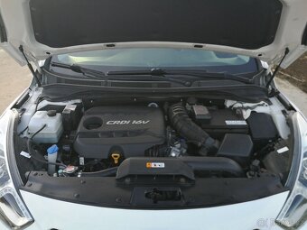 Hyundai i40 sedan, 1.7 crdi, 6st. manuál - 11