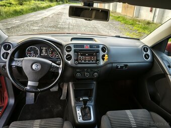 Prodám Volkswagen Tiguan 44 2.0 tdi tažné zařízení. - 11
