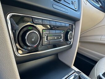 Škoda Superb 1.6TDi NAVI, 100%KM - 11