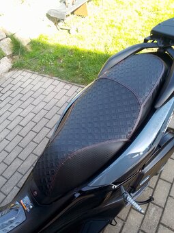 Yamaha Nmax V2 125 (5400km)+doplňky - 11
