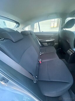 SUBARU IMPREZA 1.6i BENZÍN 4x4 AUTOMAT-VYHŘEV-SERVISKA-2017 - 11