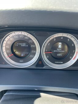 Volvo V60, 1.6 T4 132 Kw Momentum  TOP STAV - 11