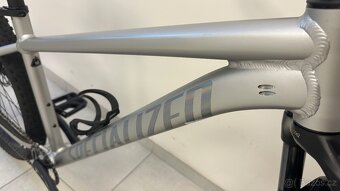 ZÁNOVNÍ SPECIALIZED ROCKHOPPER EXPERT, rám M - 11