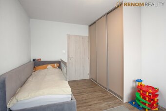 Prodej bytu o dispozici 3+1 s lodžií, ul. Družební, Olomouc  - 11