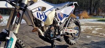 Husqvarna FE 350 – 2016 – velmi pěkný stav a vzhled - 11