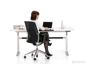 Kancelářská židle Vitra Alberto Meda Chair PC 43 000,- - 11