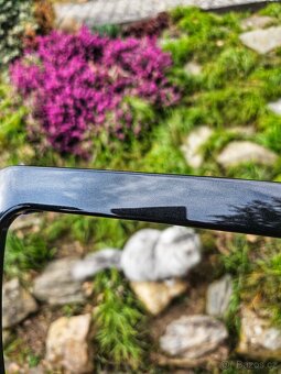 Černý lakovaný rámeček masky Octavia 1 i RS - 11