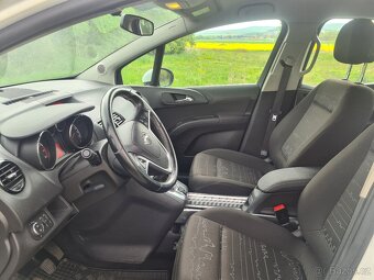 Opel Meriva - 11