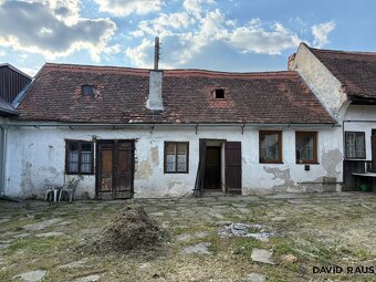 Prodej rodinné usedlosti s pozemkem (1707 m2), Lesná, okres  - 11