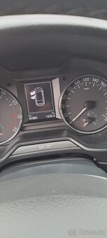 Škoda Octavia 1.4 TSI 103kW ELEGANCE - 11