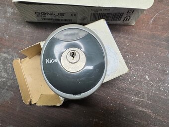 Pohon na dvoukřídlá vrata mastiff300LLS - 11