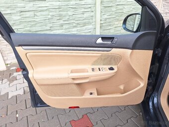 Volkswagen Golf, 1,9TDi,4MOTION,77kW,tažné,výhřev - 11