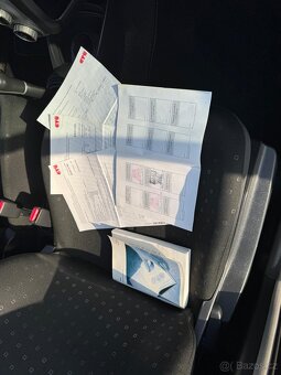 Toyota Yaris 1.Oi - 11