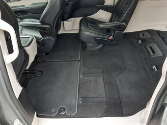 Chrysler Pacifica 3,6L V6, nový model, 73.000km, REZERVACE - 11