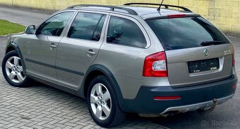 Škoda Octavia SCOUT 2.0 TDI CR DSG 4X4 103KW COMBI ELEGANCE - 11