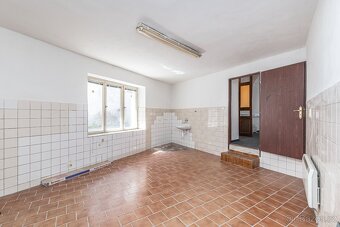 Vícegenerační dům v centru Doks, 330 m² – bydlení i investič - 11