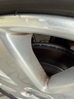 Ford Fusion 1.6i 74kW klima, park. Senzory - 11