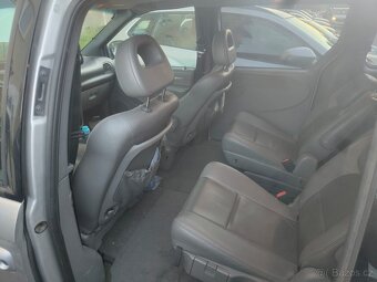 Chrysler Grand Voyager 2,8 CRD automat Stow´N Go, 7míst - 11