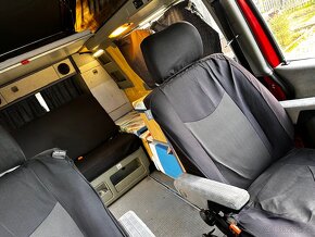 VW T4 Caravelle obytný vůz 2,4 D 57 Kw - 11