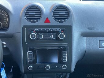 VOLKSWAGEN CADDY MAXI 2,0TDi 7míst záruka km - 11