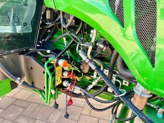 Malotraktor John Deere 4049 R - 11
